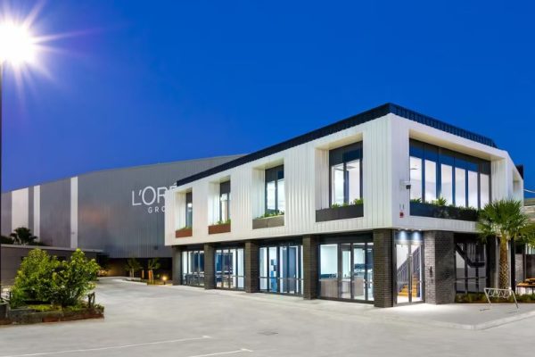 Passenger lift installation Redbank Motorway estate L'Oreal Group Brisbane